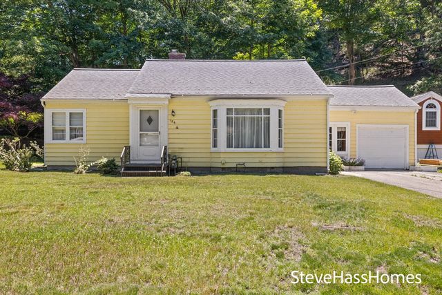 186 Grand Avenue, Grand Haven, MI 49417