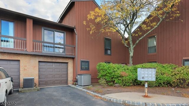 51 Taurus Dr 3A, Hillsborough Twp., NJ 08844