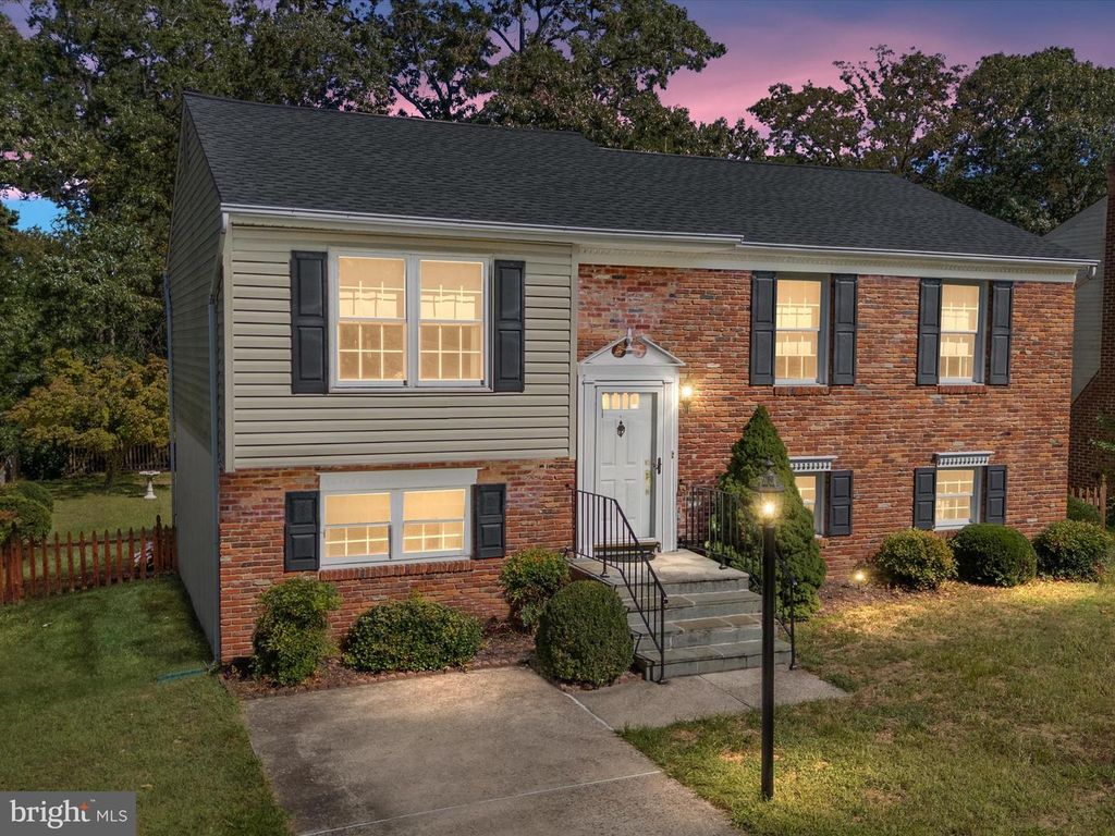 7715 PECAN LEAF RD, Severn, MD 21144