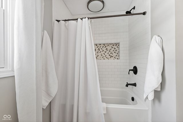 4930 Wintergreen Lane, Carmel, IN 46033