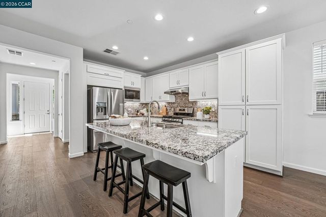 2055 Rovello Loop, Livermore, CA 94550