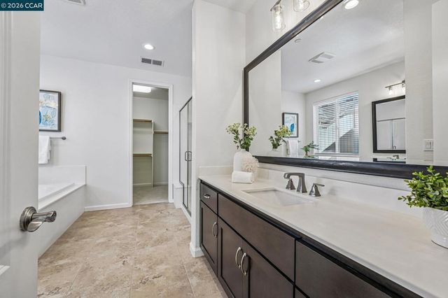 2055 Rovello Loop, Livermore, CA 94550