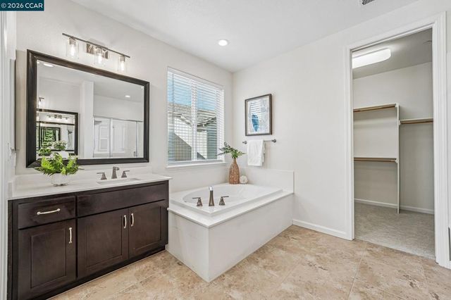 2055 Rovello Loop, Livermore, CA 94550