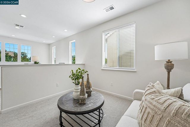 2055 Rovello Loop, Livermore, CA 94550