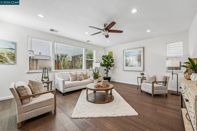 2055 Rovello Loop, Livermore, CA 94550