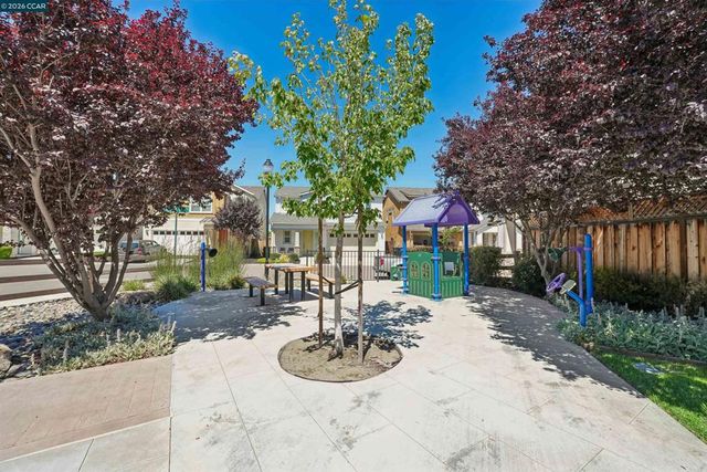 2055 Rovello Loop, Livermore, CA 94550