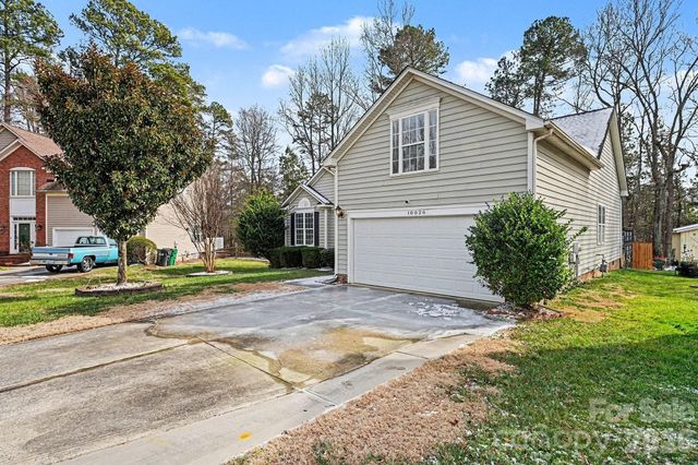 10026 Dauphine Drive, Charlotte, NC 28216