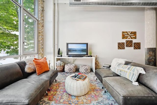 700 Washington Ave N 210, Minneapolis, MN 55401