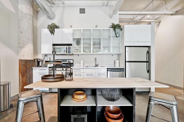 700 Washington Ave N 210, Minneapolis, MN 55401