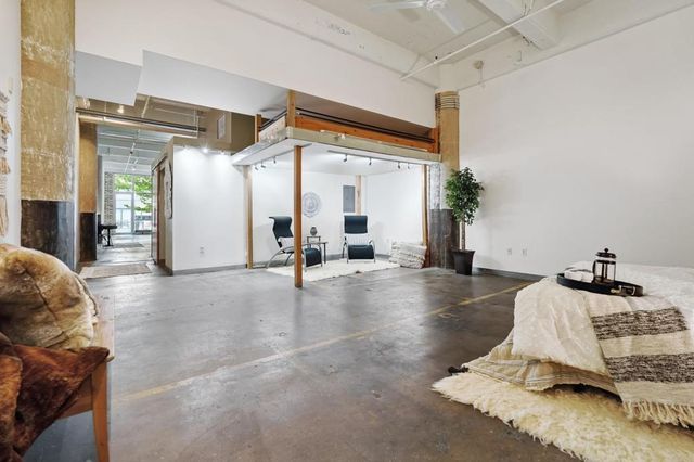 700 Washington Ave N 210, Minneapolis, MN 55401