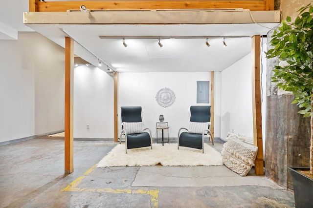 700 Washington Ave N 210, Minneapolis, MN 55401