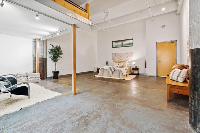 700 Washington Ave N 210, Minneapolis, MN 55401