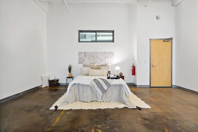 700 Washington Ave N 210, Minneapolis, MN 55401