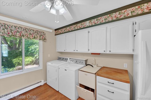 3920 Wint Road, Commerce Charter Township, MI 48382