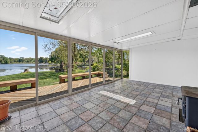 3920 Wint Road, Commerce Charter Township, MI 48382