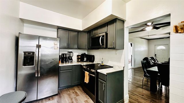 3030 Warren Avenue, Dallas, TX 75215