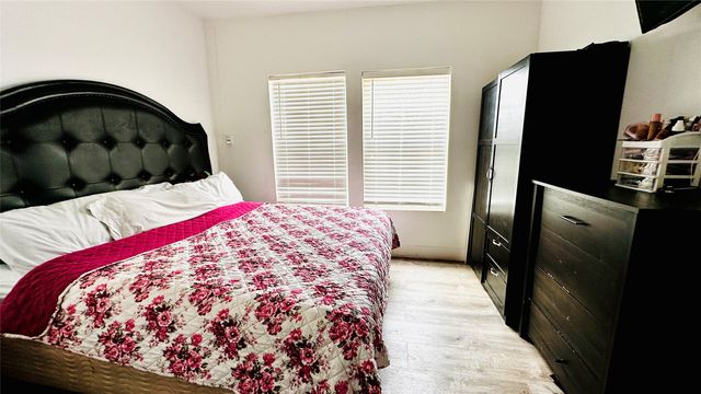 3030 Warren Avenue, Dallas, TX 75215