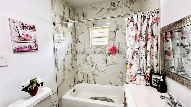 3030 Warren Avenue, Dallas, TX 75215