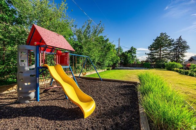 3756 E LOIS LN, Millcreek, UT 84124