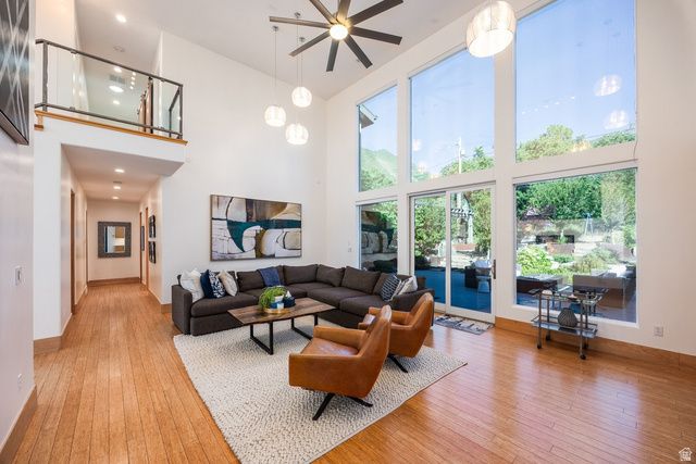 3756 E LOIS LN, Millcreek, UT 84124