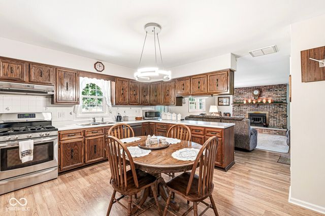 6826 Karyn Drive, Avon, IN 46123