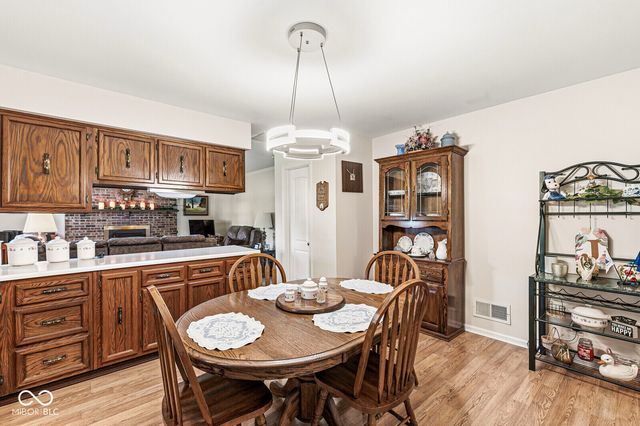 6826 Karyn Drive, Avon, IN 46123