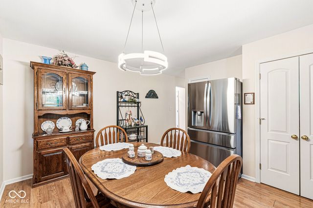 6826 Karyn Drive, Avon, IN 46123