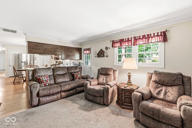 6826 Karyn Drive, Avon, IN 46123