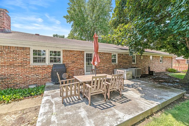 6826 Karyn Drive, Avon, IN 46123