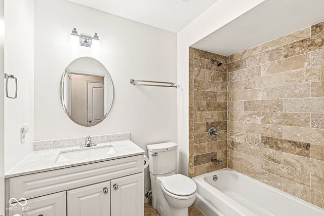 6826 Karyn Drive, Avon, IN 46123