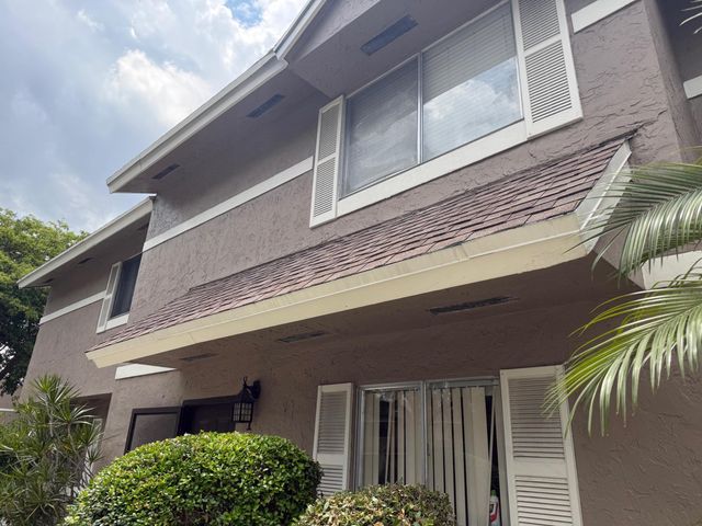 1317 Sussex Drive, North Lauderdale, FL 33068