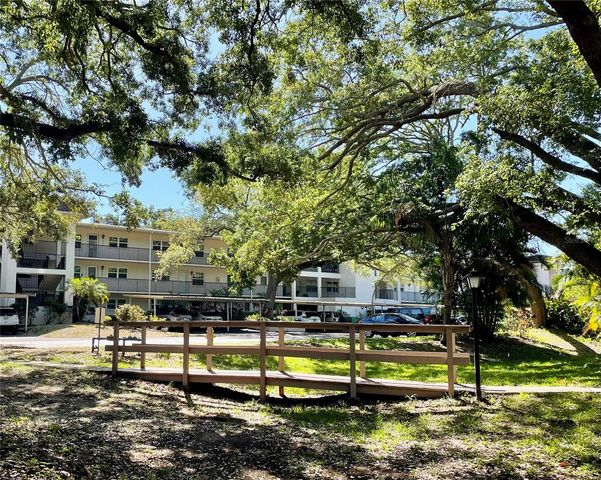 840 VIRGINIA STREET 303, Dunedin, FL 34698