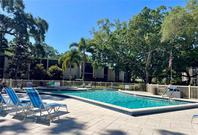 840 VIRGINIA STREET 303, Dunedin, FL 34698