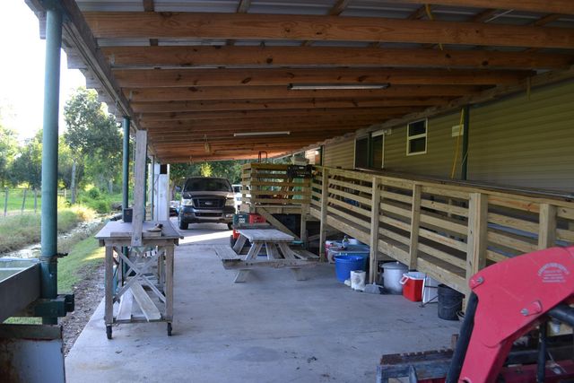 256 E 25th Place, Larose, LA 70373