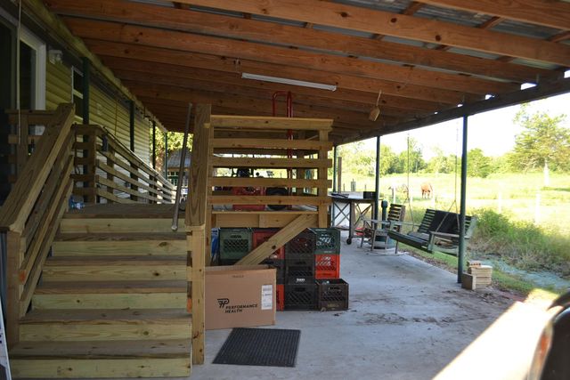 256 E 25th Place, Larose, LA 70373