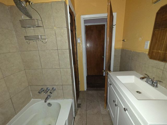 20001 Keystone Street, Detroit, MI 48234