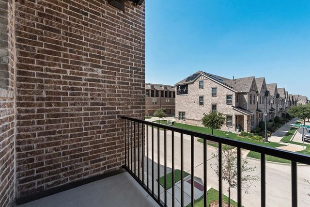 8199 Challenger Lane, Frisco, TX 75034