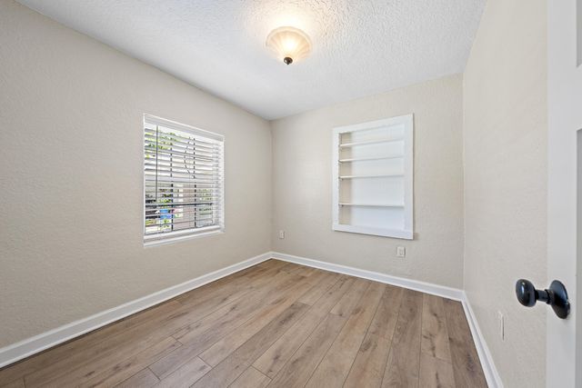 200 E 24th Street, Riviera Beach, FL 33404