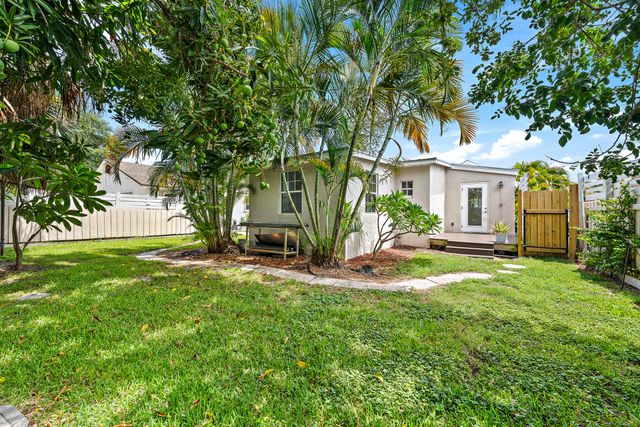 200 E 24th Street, Riviera Beach, FL 33404