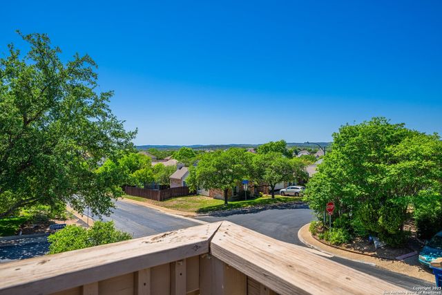 839 Stoneway, San Antonio, TX 78258