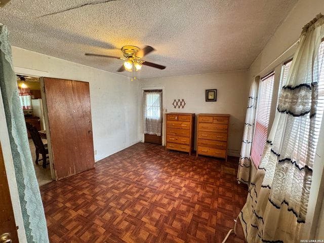 1837 E HIGHLAND BLVD, San Antonio, TX 78210