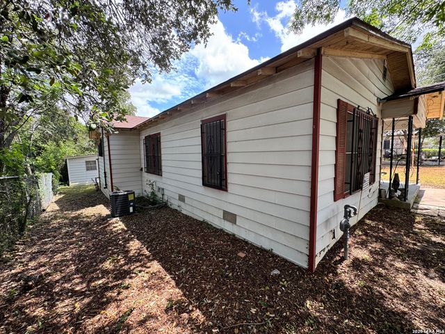 1837 E HIGHLAND BLVD, San Antonio, TX 78210