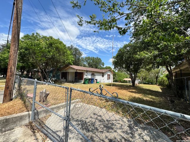 1837 E HIGHLAND BLVD, San Antonio, TX 78210