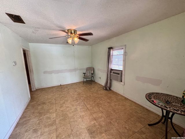 1837 E HIGHLAND BLVD, San Antonio, TX 78210