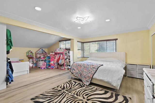613 Point Vicente Ct, Chula Vista, CA 91911