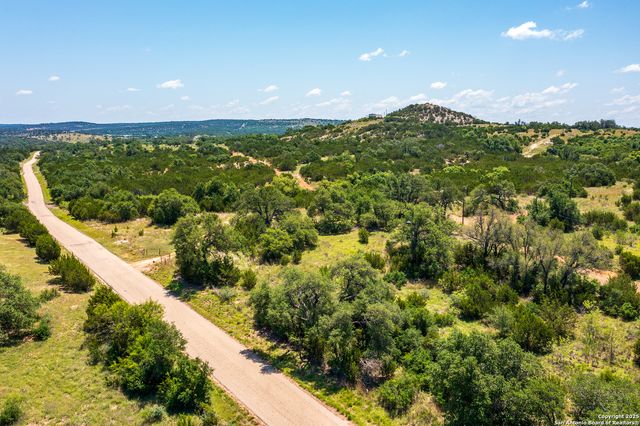 1622-1662 Althaus-Davis RD, Fredericksburg, TX 78624