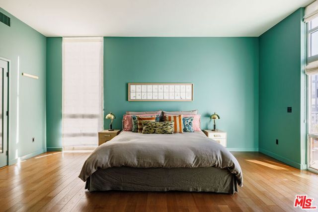 940 E 2nd Street 38, Los Angeles, CA 90012