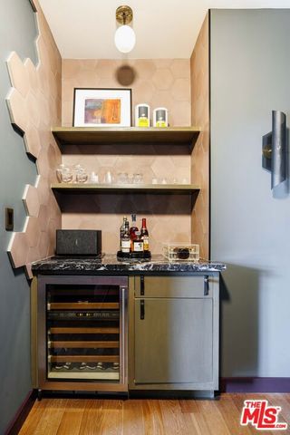 940 E 2nd Street 38, Los Angeles, CA 90012