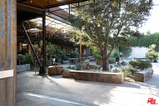 940 E 2nd Street 38, Los Angeles, CA 90012