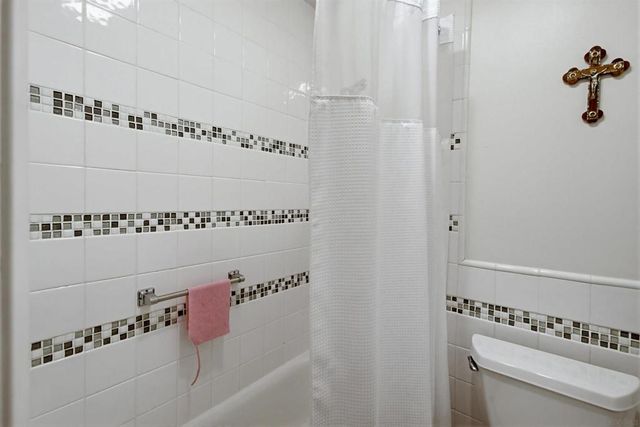 1235 Parker Pl 1F, San Diego, CA 92109